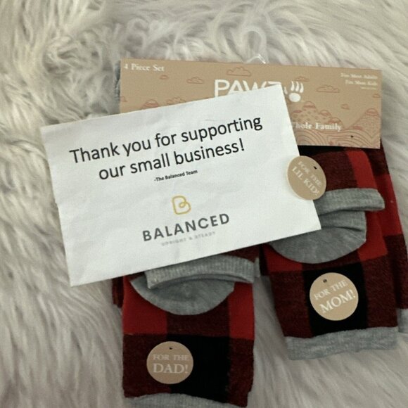 PAWZ by Bearpaw Matching socks set family buffalo plaid crew NWT Mom Dad Kids - Picture 9 of 9